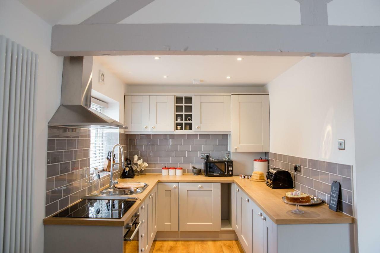 Thrush Nest Cottages - Wren Cottage Sleeps 4, 2 Bedrooms & Stable Cottage Sleeps 2, 1 Bedroom York Kültér fotó