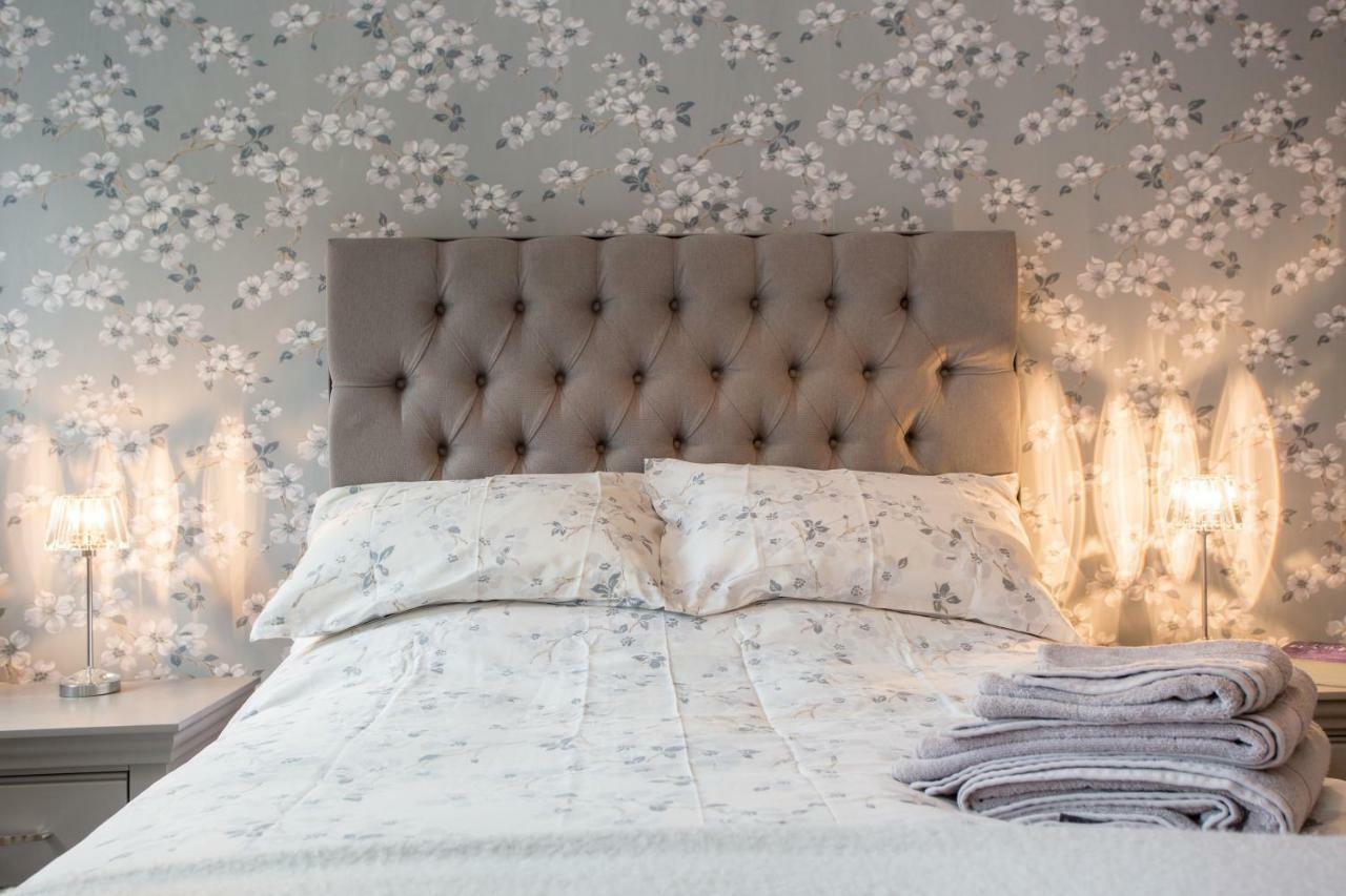 Thrush Nest Cottages - Wren Cottage Sleeps 4, 2 Bedrooms & Stable Cottage Sleeps 2, 1 Bedroom York Kültér fotó