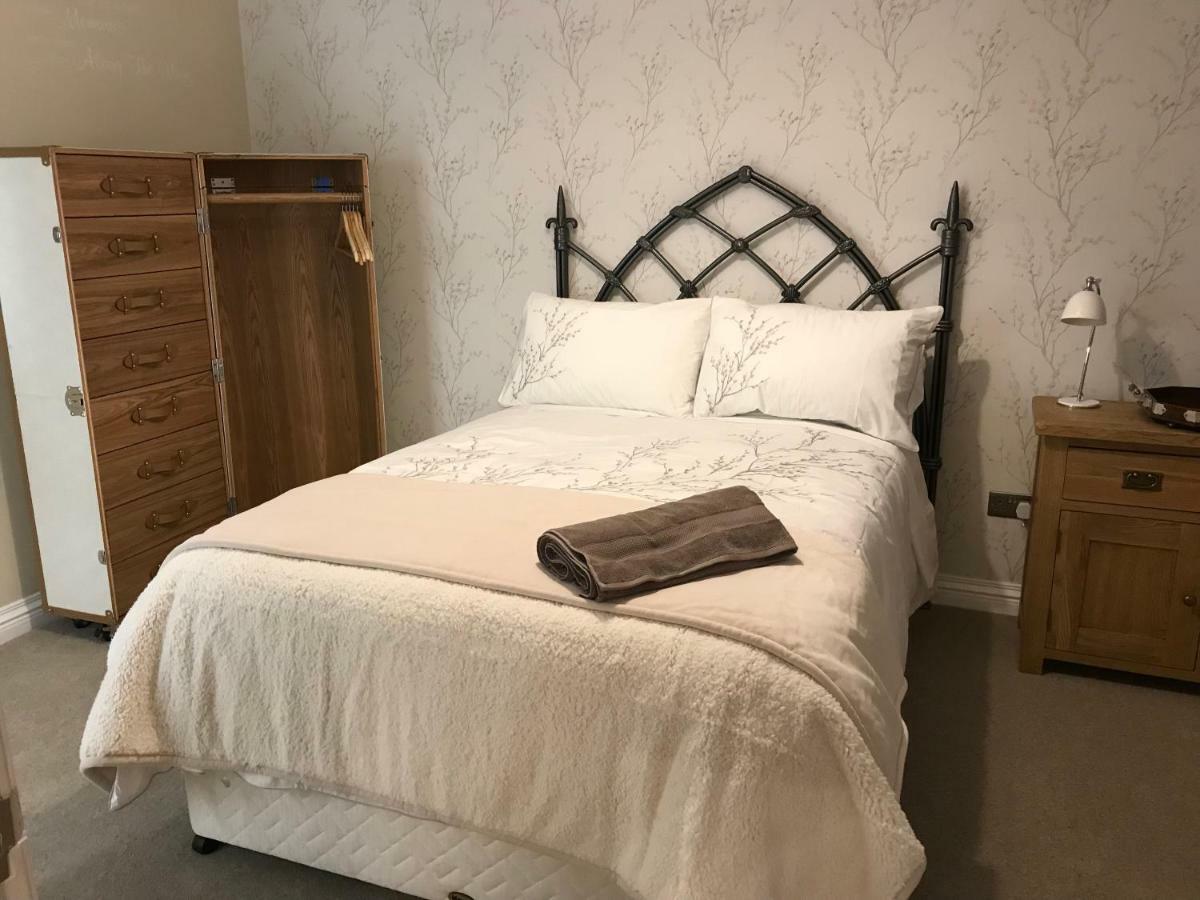 Thrush Nest Cottages - Wren Cottage Sleeps 4, 2 Bedrooms & Stable Cottage Sleeps 2, 1 Bedroom York Kültér fotó